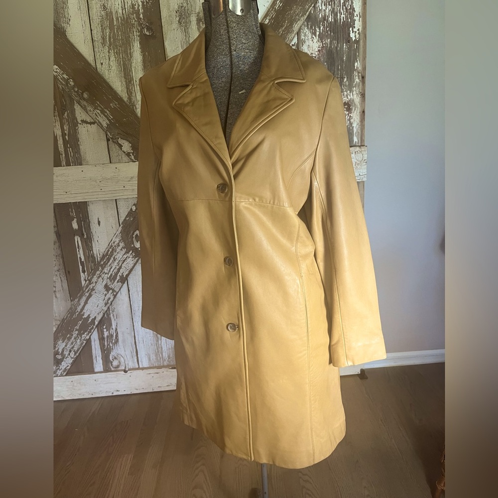 100% leather beautiful soft leather coat